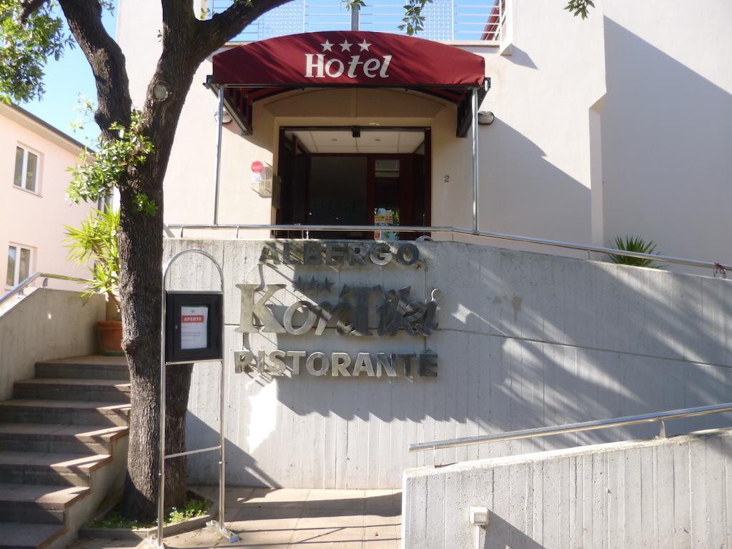 Hotel Kon Tiki San Vincenzo Bagian luar foto
