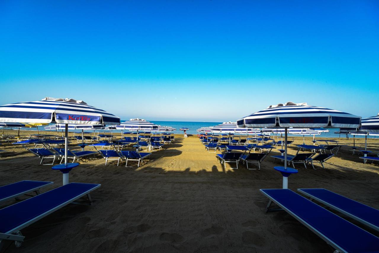 Hotel Kon Tiki San Vincenzo Bagian luar foto