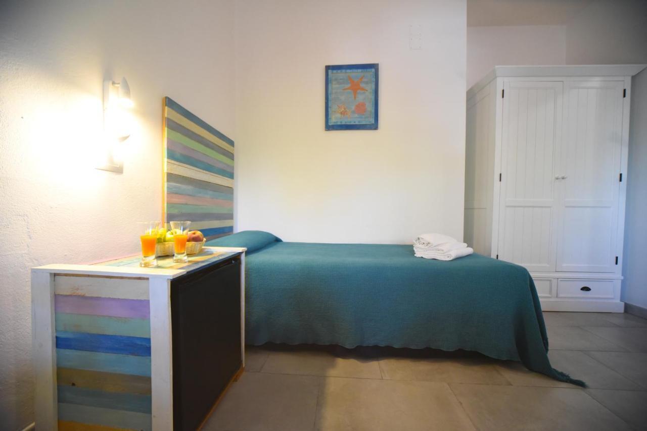 Hotel Kon Tiki San Vincenzo Bagian luar foto