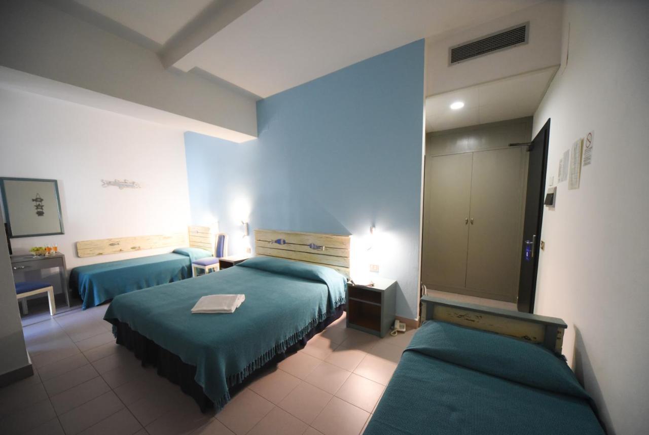 Hotel Kon Tiki San Vincenzo Bagian luar foto