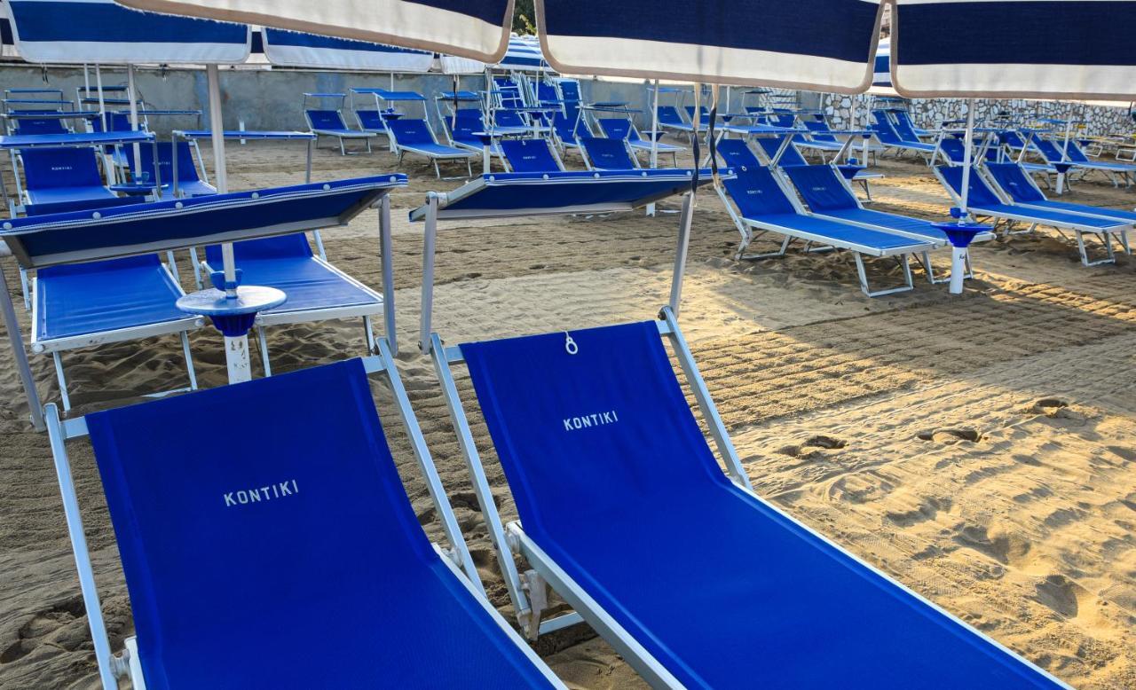 Hotel Kon Tiki San Vincenzo Bagian luar foto